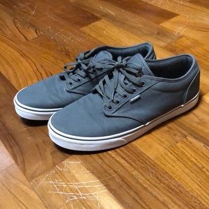 Men’s gray vans